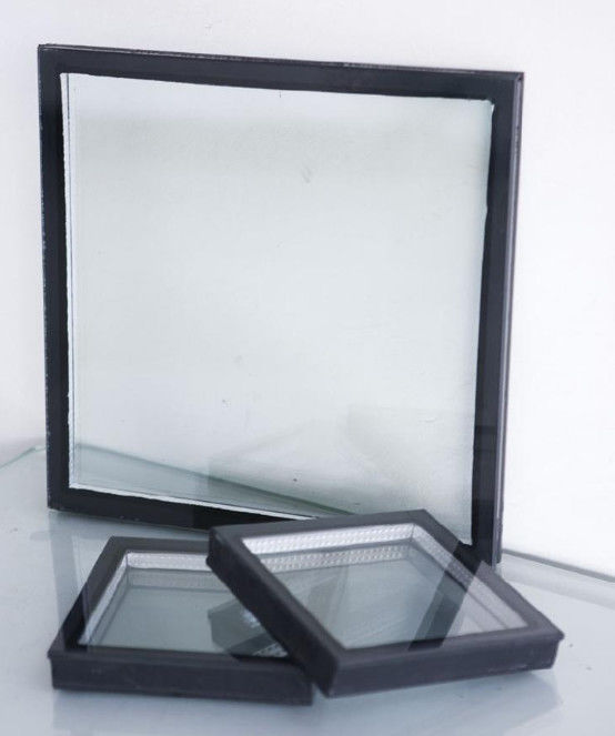 กระจกกันแสงประกายแบบประกอบด้วยความละเอียดต่ํา (Low-E Insulated Glass) พร้อมสีเลือก สําหรับการก่อสร้างและตกแต่งบ้าน