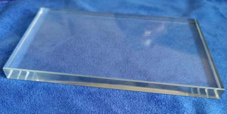 กระจก ultra clear ในสีที่สม่ําเสมอ สําหรับหน้าต่าง ประตู และอาคาร