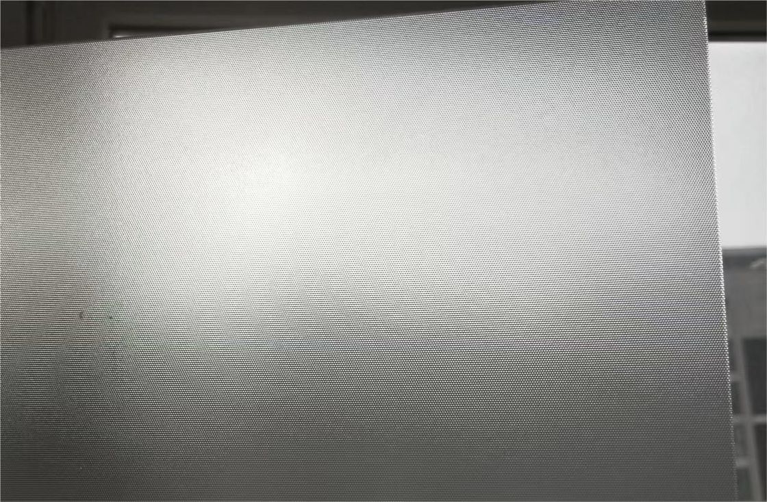 จีน โรงงานขายร้อน สดใส / เหล็กต่ํา กระจกแสงอาทิตย์ 3.2mm-4.3mm
