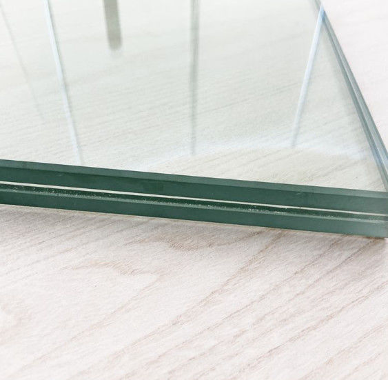 6.38mm 8.38mm 10.38mm 12.38mm กระจก laminated PVB สีใสที่มีใบรับรอง CSI、CE、SGCC สําหรับกระจกอาคาร