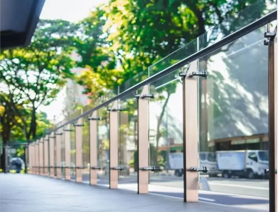 Factory Outlet Tempered Glass/Laminated Bulletproof Safety Glass/Insulating Glass/Clear Glass/Tinted Glass Price for Window/Doors/Balustrade/Railing/Shower Room